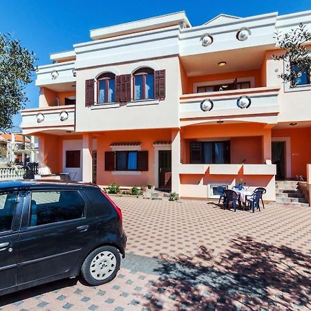 Apartments Brane - Free Parking Zadar Bagian luar foto