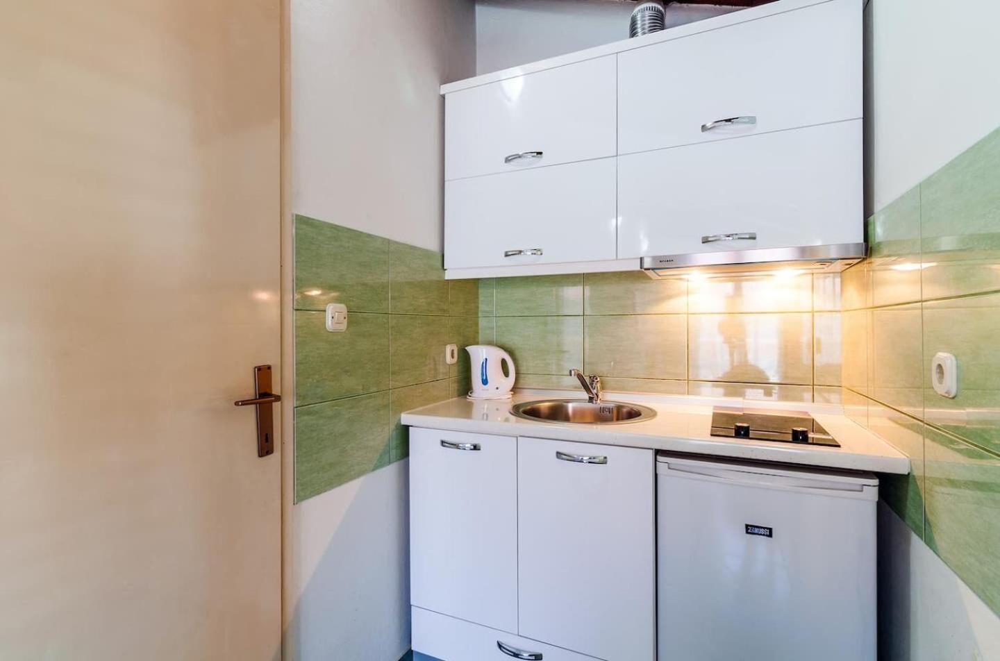 Apartments Brane - Free Parking Zadar Bagian luar foto